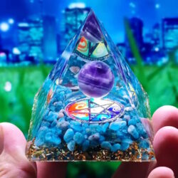 Orgonit Pyramide Pentagramm mit Amethyst Kugel